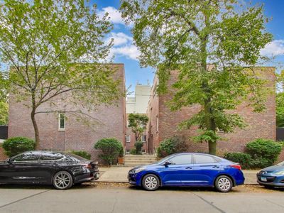 515 W Dickens Ave, Chicago, IL, 60614