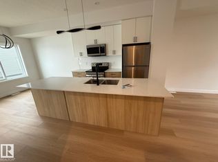 18120 28th Ave SW #48, Edmonton, AB T6W5E4