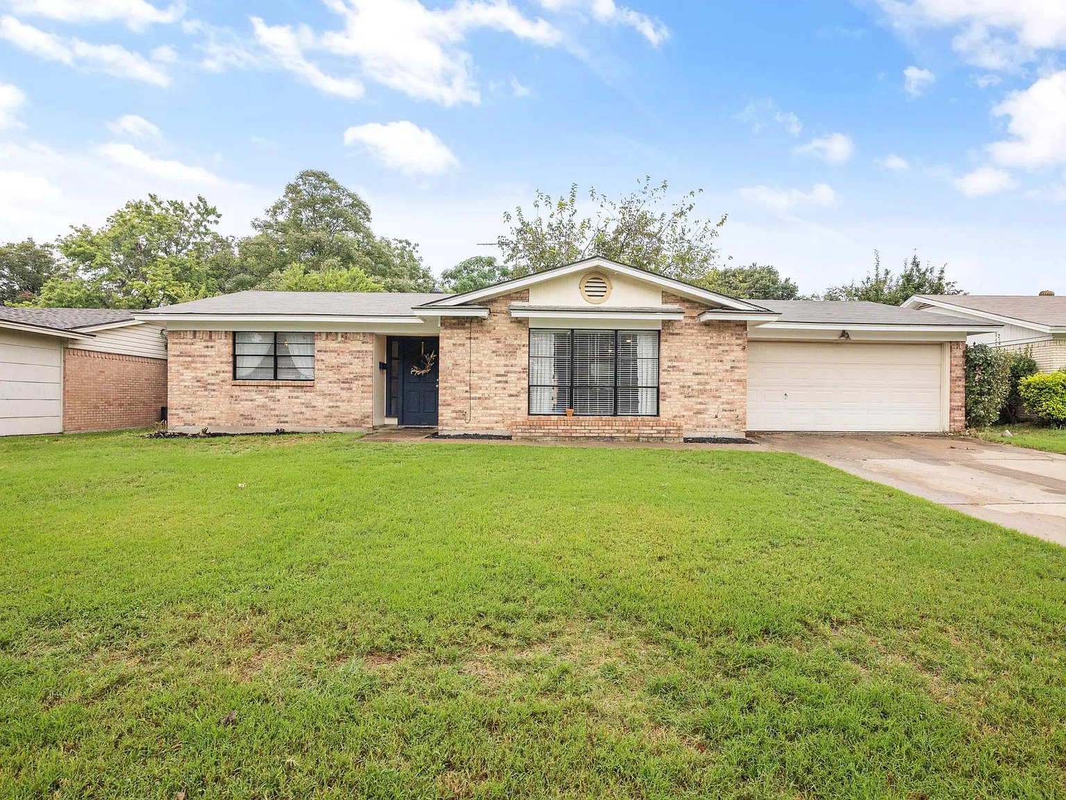 3 bed, 1496 sqft, $1,850 — Photo 2