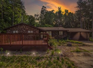 2945 Chamberlain Rd, Buchanan, MI 49107