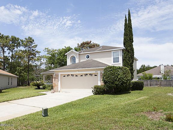 2nd image of 3314 Lake Effie Ct N
