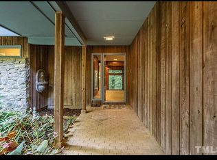 5704 Winthrop Dr, Raleigh, NC 27612