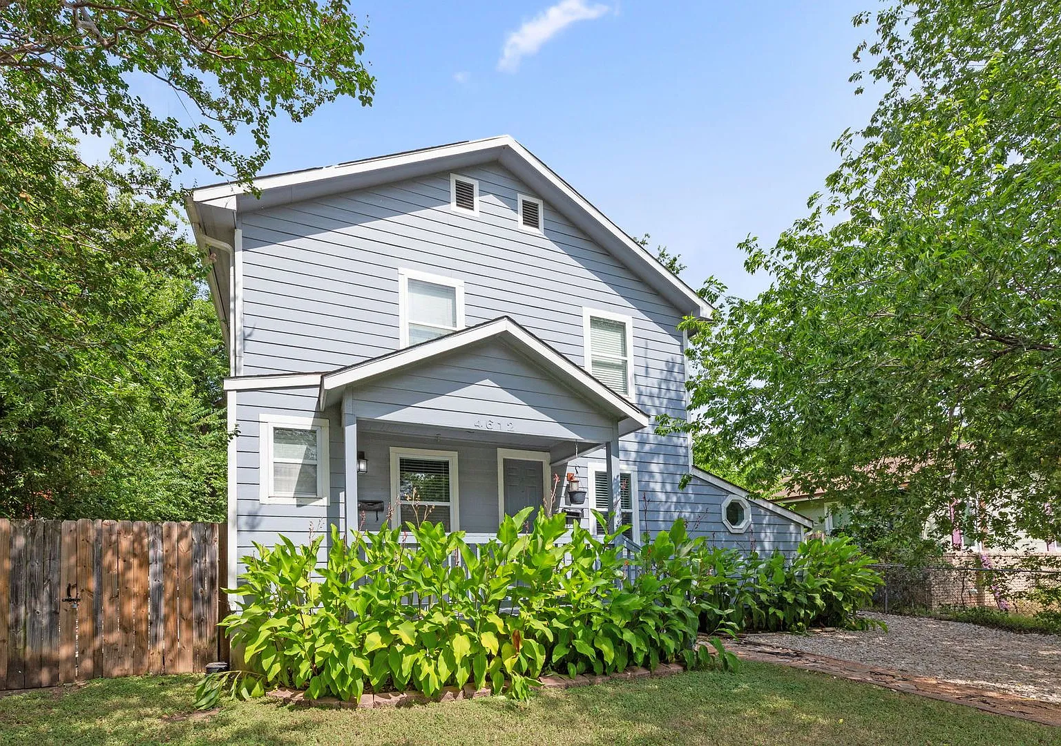 4612 Bennett Avenue — Photo 3