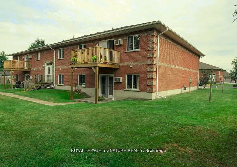 300 Park St Building 2-6 photo 1