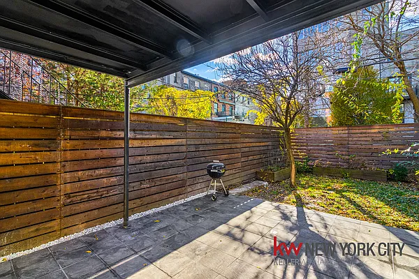 Rented by Keller Williams NYC | media 20