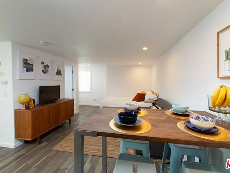 4839 Seldner Ave — Photo 5