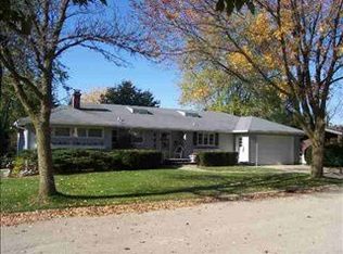 1725 Lake Dr, Monroe, WI 53566