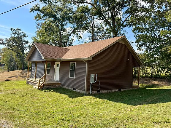 2nd image of 1019 Topton Rd