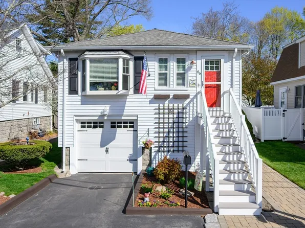 86 Arborway Dr, Braintree, MA 02184