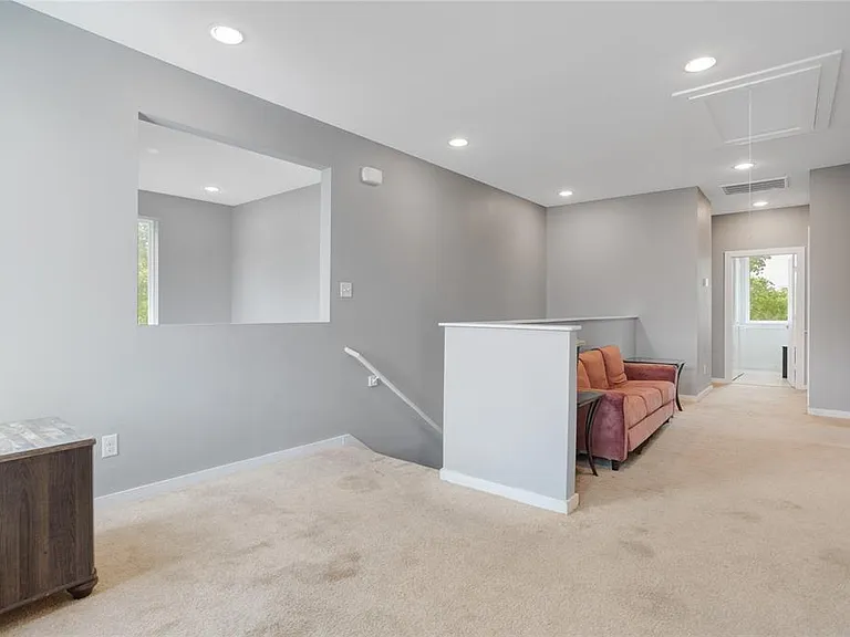 4625 Mallow St — Photo 13