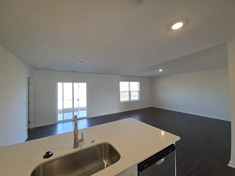 1166 Aspen Ter — Photo 7