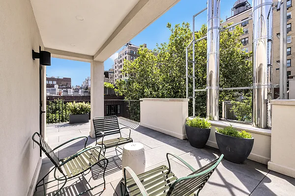 Sold by Kleier Residential | media 10