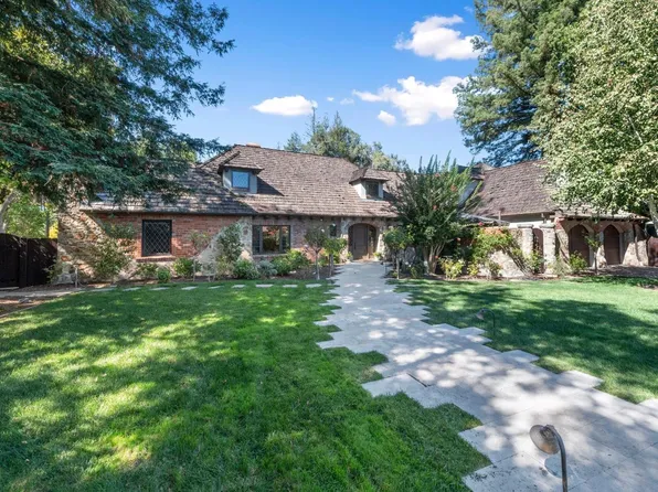 2158 Clayton Dr, Menlo Park, CA 94025