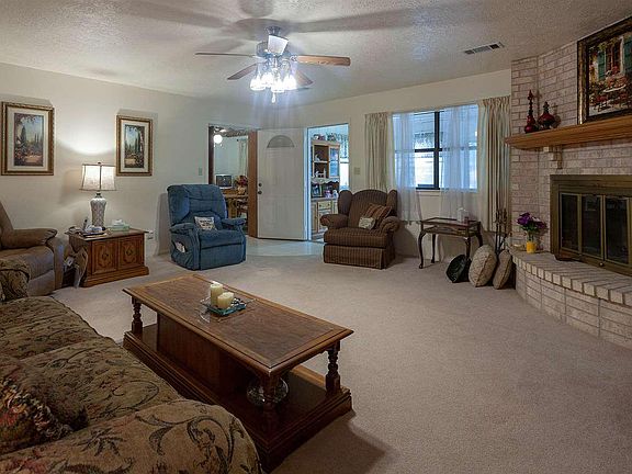 5th image of 5010 Oakwood Dr