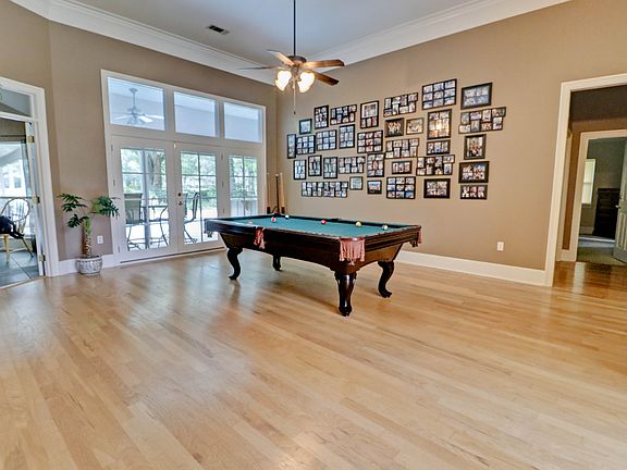 4th image of 785 Beau Chene Dr