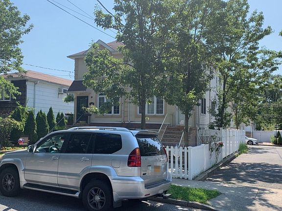2nd image of 82 Greencroft Ave