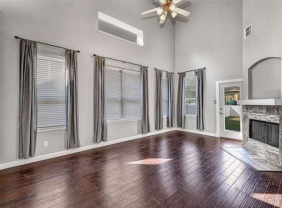 5th image of 10253 Nantucket Dr