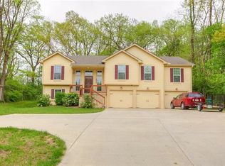 5015 NW Northwood Rd, Riverside, MO 64150