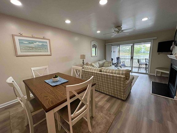 3rd image of 38298 Hummingbird Ln Unit 262