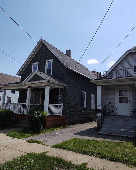 2nd image of 213 French St