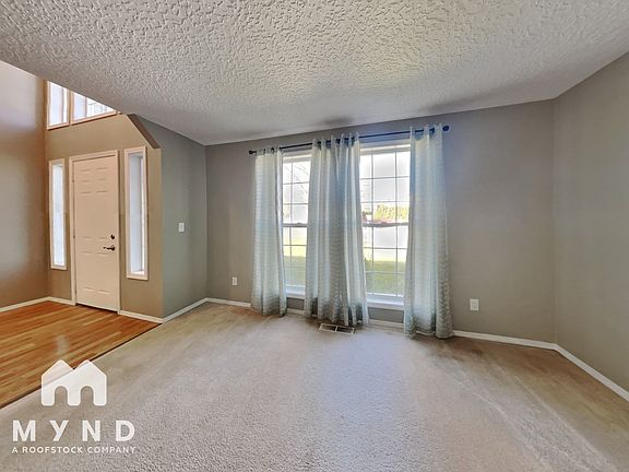 3rd image of 2711 NE 154th Ct