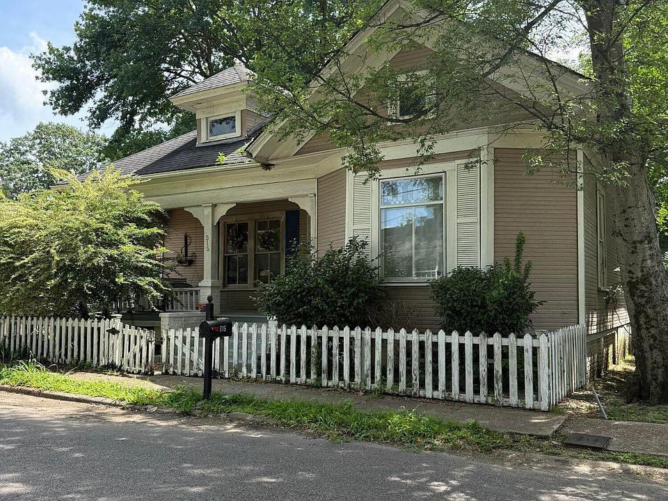1st image of 315 9th St S