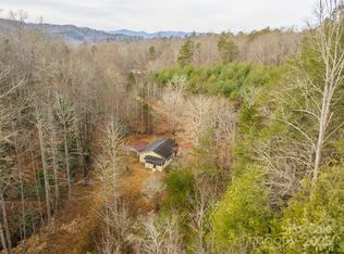 380 Buttercup Ln, Marion, NC 28752