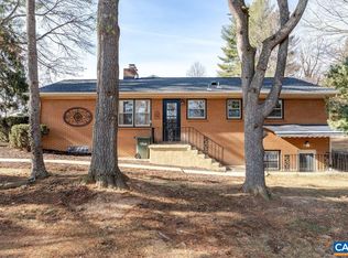 1408 N Coalter St, Staunton, VA 24401