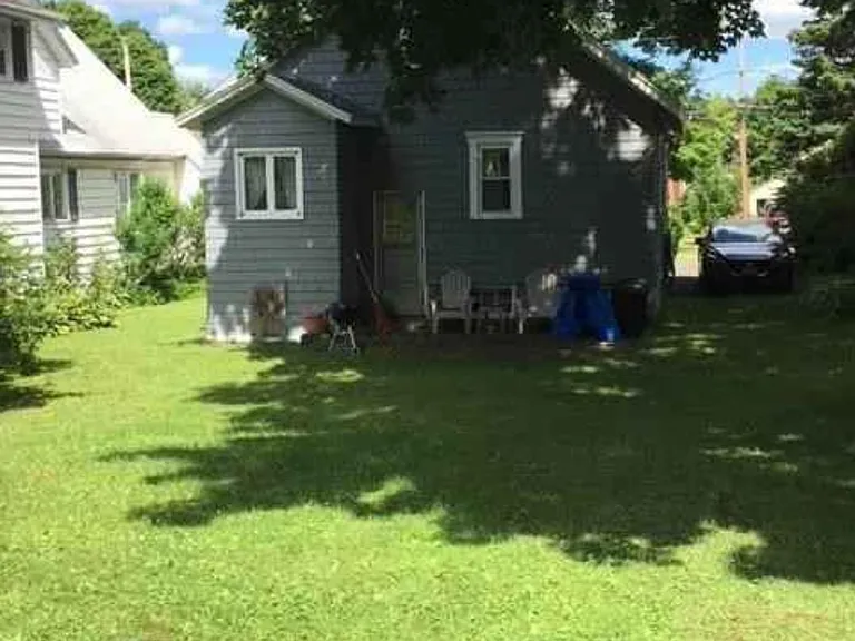 420 Stafford Ave — Photo 11