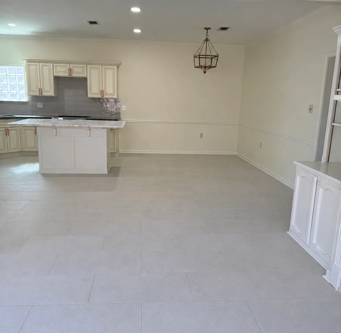 3 bed, 1450 sqft, $2,000 — Photo 4