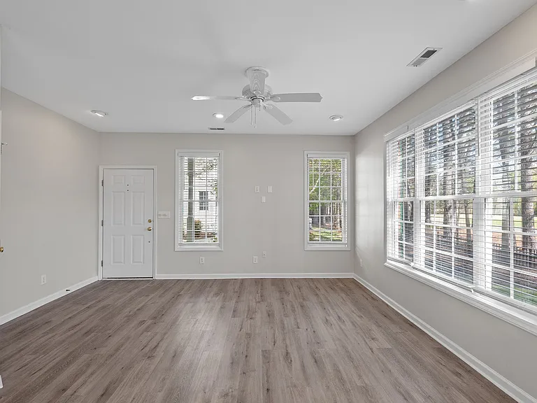 1713 Kudrow Ln #1 — Photo 14