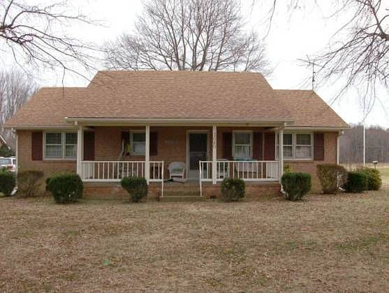 1st image of 3060 Cheatham Dr
