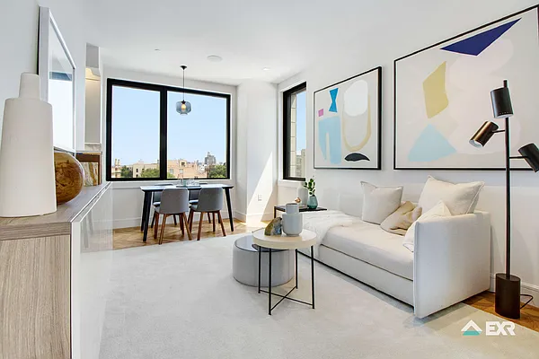 Rented by EXR | media 26