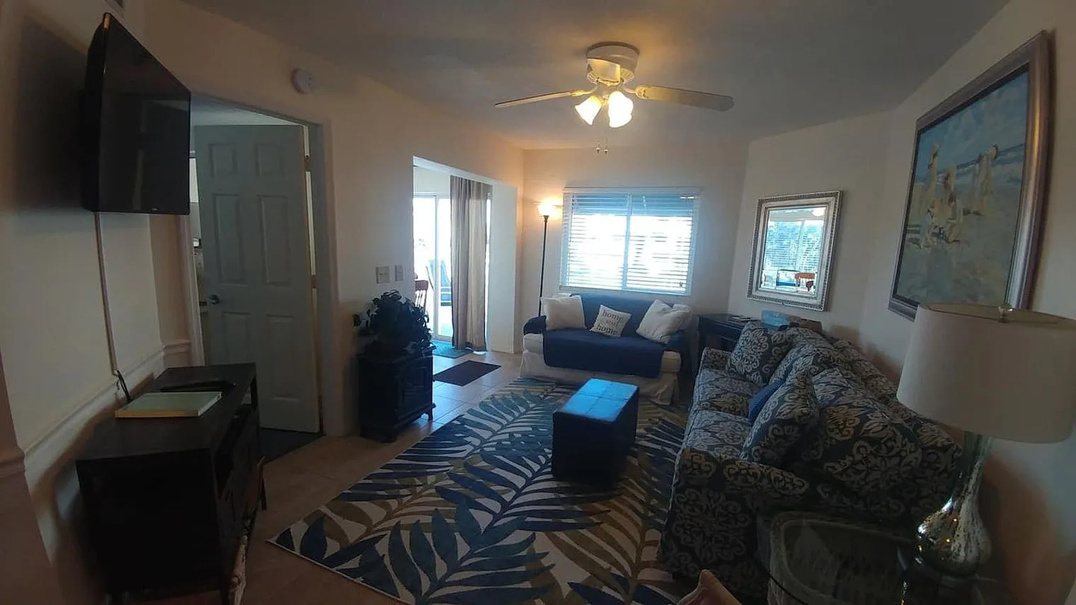 1 bed, 1.0 bath, 742 sqft, $4,307 — Photo 1