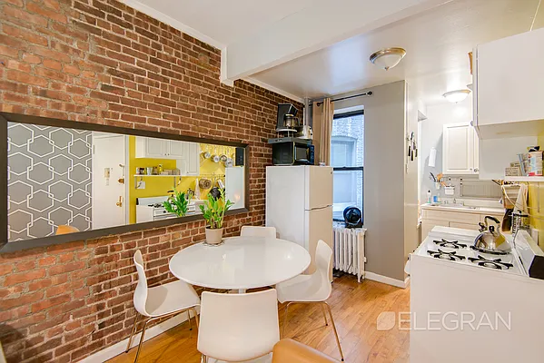 Rented by (Legacy) Elegran | media 18