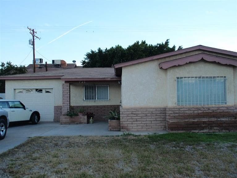 1st image of 735 Aurora Dr