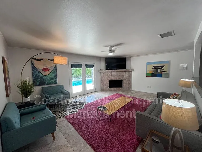 2960 N Cypress Rd — Photo 31