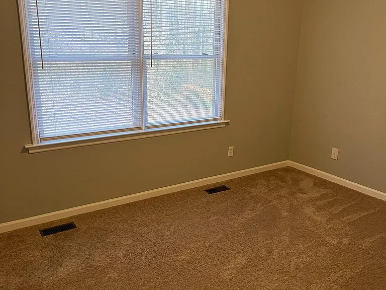 11211 Surry Woods Ct — Photo 11