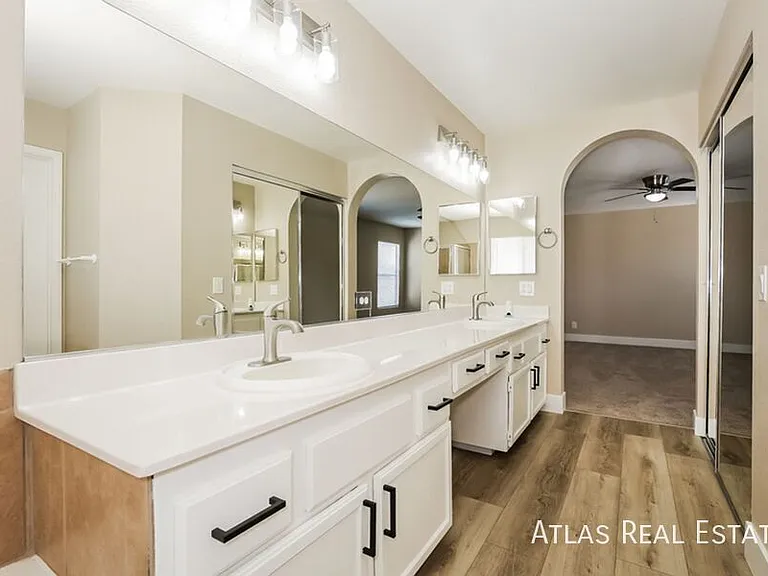 8328 Sky Canyon Ct — Photo 10