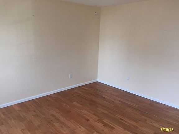 Additional Living Room