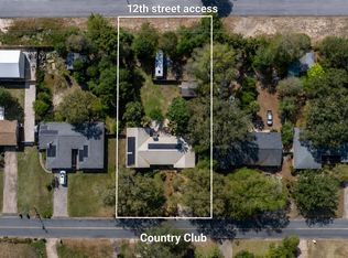 157 Country Club Rd, Shalimar, FL 32579
