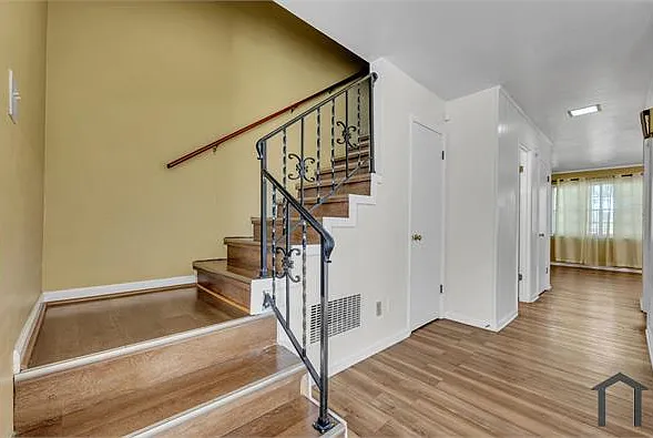 2136 Lynngate Dr #C — Photo 21