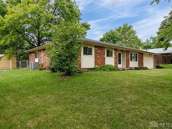 4th image of 164 Lake Forest Dr