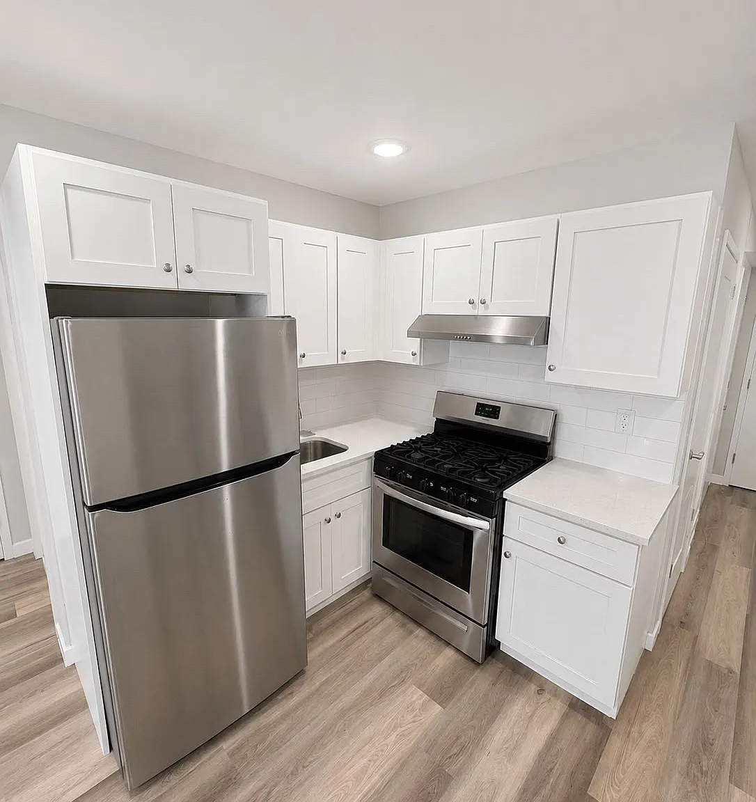 1 bed, $1,718 — Photo 2