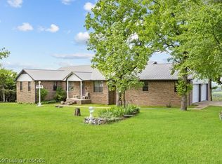 28945 Cliff Dr, Poteau, OK 74953