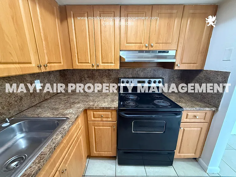 401 NW 43rd St #2 — Photo 5