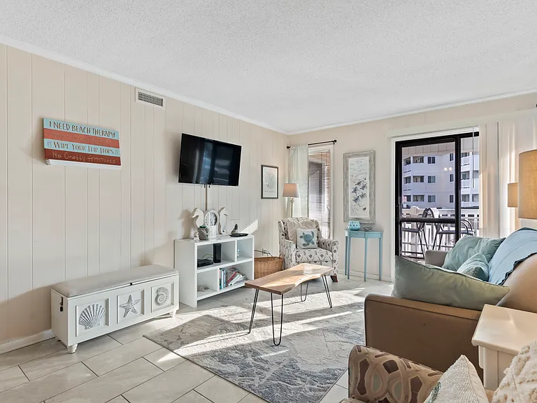 9620 Shore Dr #101 — Photo 10