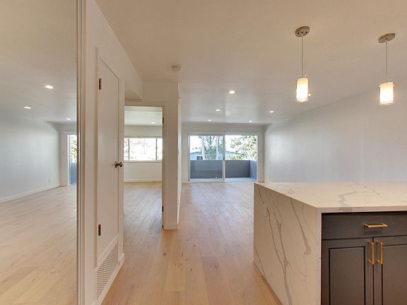 4th image of 1500 Newlands Ave APT 204