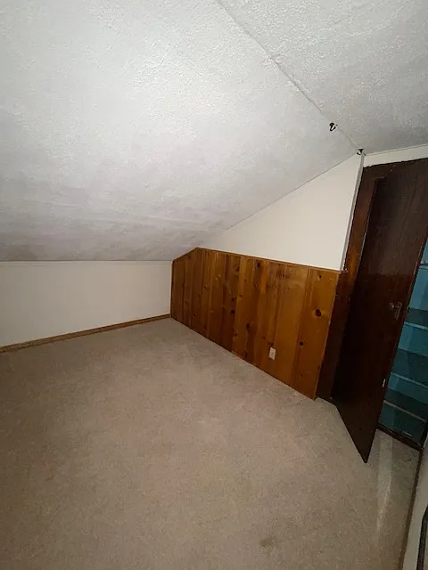 4 bed, $2,100 — Photo 3