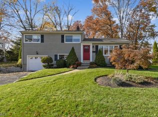 5 Timberline Dr, Fanwood, NJ 07023